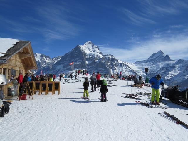 bei der Skihütte auf der Chämmlisegg