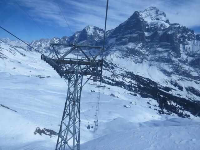 mit der Firstbahn fahren wir hinunter nach Grindelwald