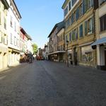 ... und die dazugehörende Altstadt von Yverdon 435 m.ü.M.