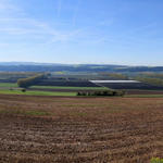 schönes Breitbildfoto mit Blick auf die Ebene vor Yverdon