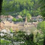 letzter Blick zurück nach Romainmôtier. Romainmôtier sieht wirklich so aus wie Conques