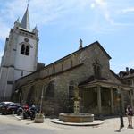 bei der grossen Kirche von Cossonay