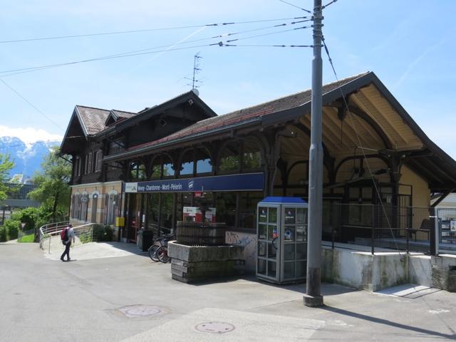 bei der Talstation der Standseilbahn in Vevey