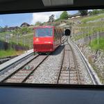 mit der modernen Standseilbahn, fahren wir hinauf auf den Mont Pèlerin