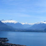 schönes Breitbildfoto mit Blick auf Grand Muveran, Dents de Morcles, Catogne, Trient und Dents du Midi