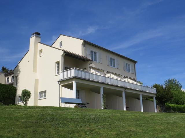 das Hôtel du Léman besitzt mehrere Häuser. Unser Hotelzimmer ist in diesem Haus