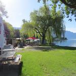 vorbei an einem schön gelegenen Campingplatz, laufen wir weiter Richtung Montreux