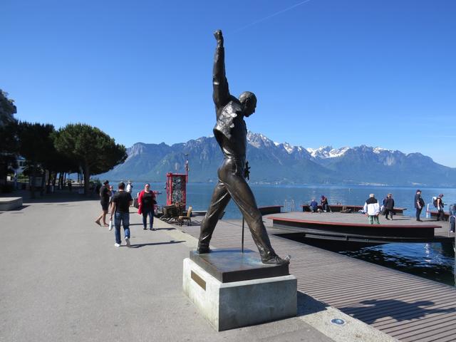 ... erreichen wir die Statue von Freddie Mercury, Leadsänger der Rockgruppe Queen. Leider viel zu früh gestorben