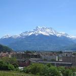 Blick auf Aigle mit dem Dents du Midi. Was für ein Erlebnis, als wir dort oben standen