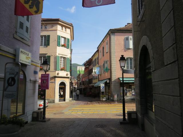 in der Altstadt von Aigle 417 m.ü.M. startet unsere heutige Etappe