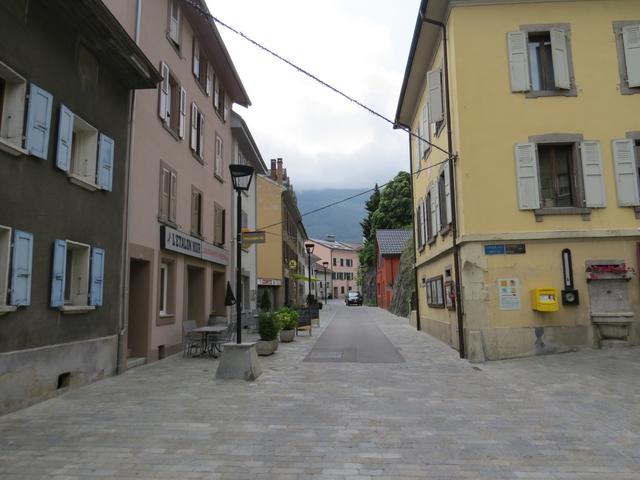 wir erreichen die ersten Häuser von Martigny 467 m.ü.M.