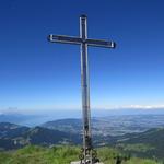 nach diesem steilen Aufstieg erreichen wir das Gipfelkreuz auf dem Teysachaux 1909 m.ü.M.