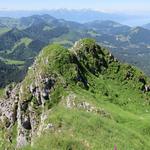 über den Südwestgrat verlassen wir den Teysachaux und Wandern zum kleinen Nebengipfel