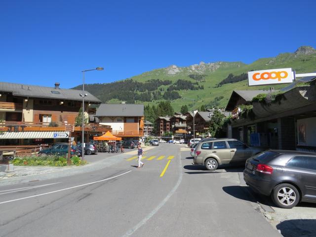 aus dem Zentrum von Verbier orientieren wir uns Richtung Westen