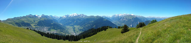 sehr schönes Breitbildfoto mit Blick in das Val de Bagnes