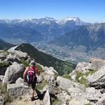 ... Gendarmen und Wändchen, Clochetons du Pierre Avoi genannt. Der Ausblick wird immer gigantischer