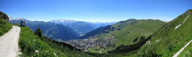 traumhaft schönes Breitbildfoto mit Blick auf Verbier