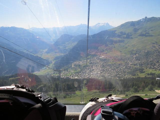 mit der Gondelbahn schweben wir bequem hinunter nach Verbier