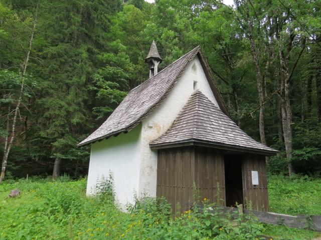 die kleine Waldkapelle Christi Geburt 16 Jhr. kurz vor Spielmannsau