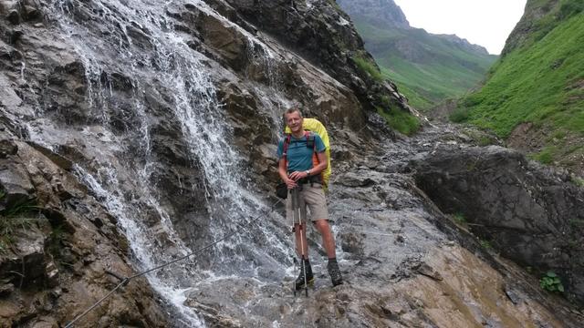 trotz dem nassen Wetter haben wir Spass und es ist nicht kalt