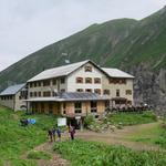 gestärkt verlassen wir nach dieser schönen Rast die Kemptnerhütte...