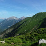 schönes Breitbildfoto mit Blick ins Parseier- und Madautal