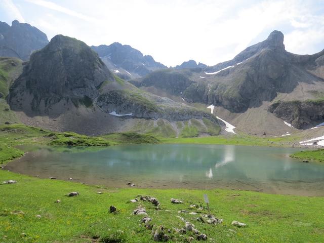 Blick auf den schön gelegenen Unteren Seewisee