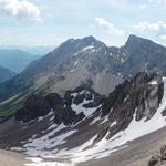 sehr schönes Breitbildfoto mit Blick ins Lochbachtal und zur Silberspitze