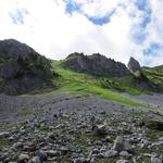 bei Punkt 1843 m.ü.M. wird der Bergweg steiler