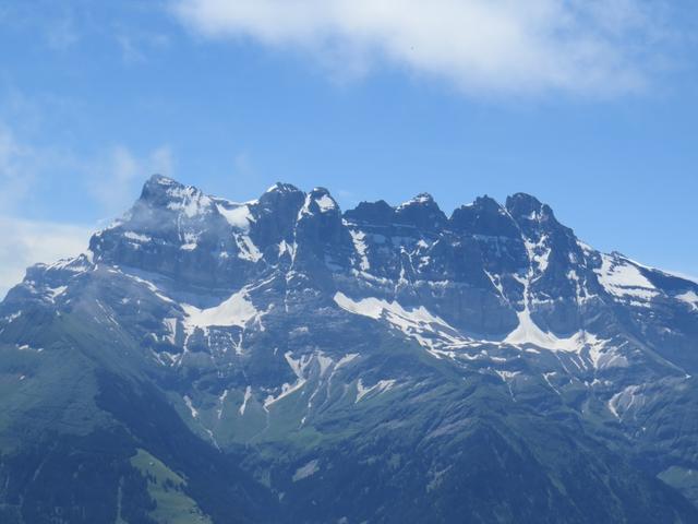 und plötzlich steht imposant der mächtige Dents du Midi am Horizont. Was für ein Erlebnis, als wir dort oben standen