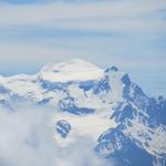 Blick zum Grand Combin. Der Besuch der FXB Panossière Hütte und die Gletscherwelt des Grand Combin war wunderschön