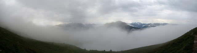 schönes Breitbildfoto (trotz den Wolken)