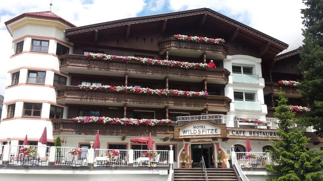 ... der uns direkt ans Ende des Pitztal in Mandarfen, zum Hotel Wildspitze bringt