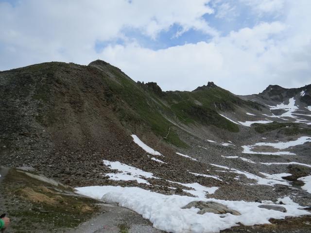 Blick Richtung Pitztaler Jöchl. Dort hinauf führt der Hauptweg des E5