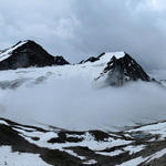 schönes Breitbildfoto mit Blick zum Mutkogel und linker Fernerkogel