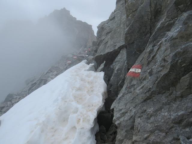 der Bergweg wird nun definitiv schwieriger