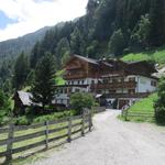 beim Hotel Rabenstein in Rabenstein legen wir eine Rast ein