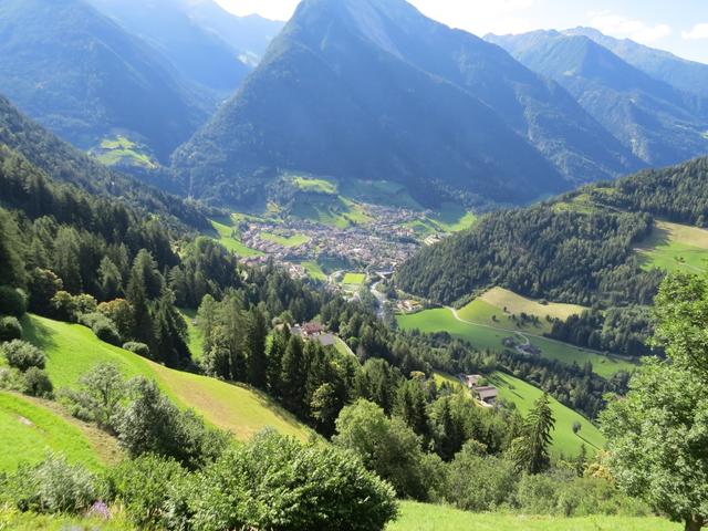 Blick ins Passeiertal nach St.Leonhard. Es sind noch viele Höhenmeter zu bewältigen