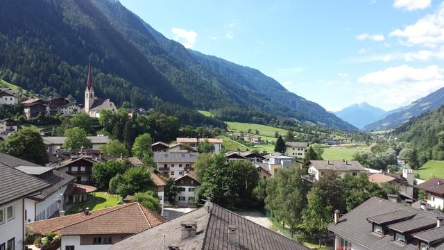 wir erreichen St.Leonhard im Passeiertal 693 m.ü.M.