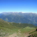 schönes Breitbildfoto mit Blick ins Passeiertal