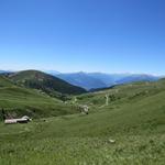 Blick vom Missensteiner Joch 2128 m.ü.M. hinunter nach Meran 2000 unser Tagesziel