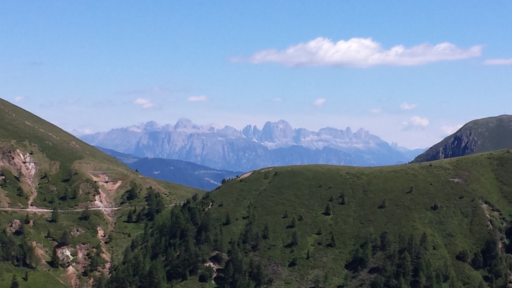 ... zeigt sich das Rosengartenmassiv von der schönsten Seite