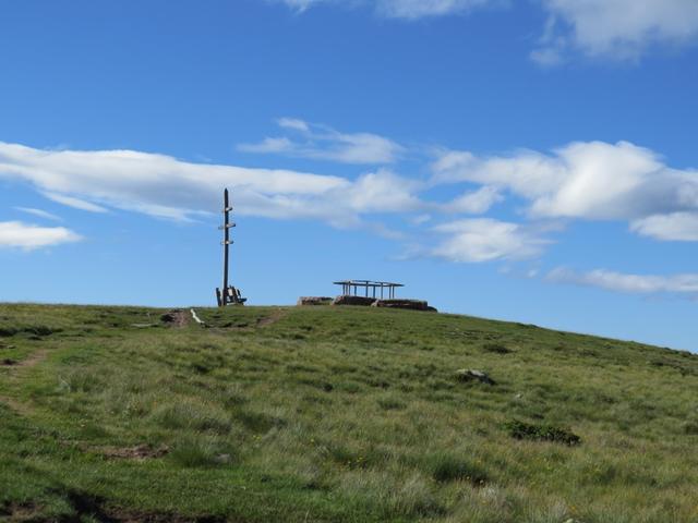 wir erreichen den traumhaft schönen Aussichtspunkt auf dem Kreuzjoch 2086 m.ü.M.