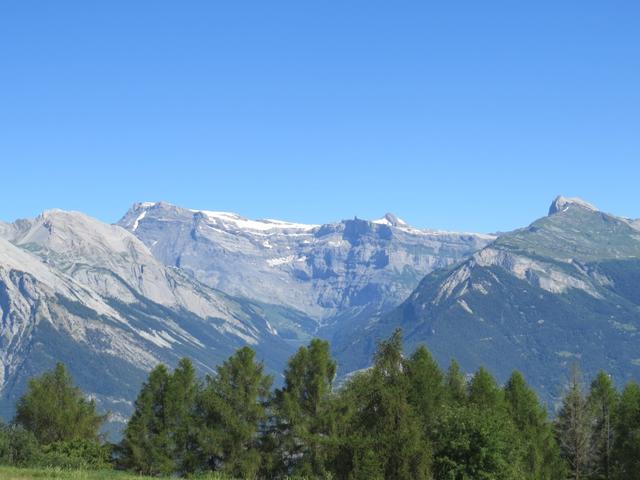 Blick auf den Les Diablerets mit dem Quille de Diable. Dort oben konnten wir eine sehr schöne Bergwanderung geniessen