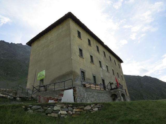 bei den Häusern von Fonteinte erreichen wir "il Rifugio del Pellegrino"