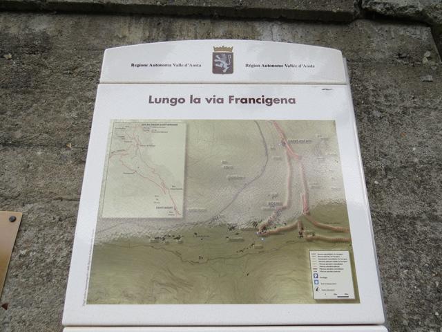 immer wieder bleiben wir vor Infotafeln über die Via Francigena stehen, und lesen die interessanten Informationen