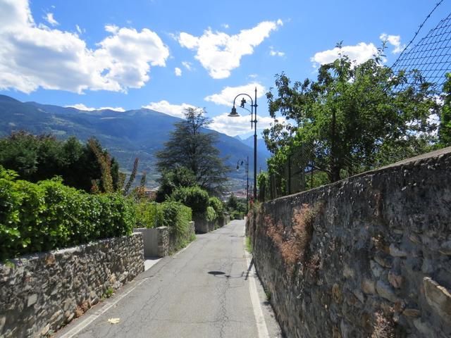 wir nähern uns dem Zentrum von Aosta