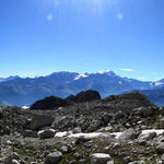 sehr schönes Breitbildfoto mit Blick auf das Grand Combin Massiv und den Mont Vélan