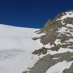 der Weg führt nun alles rechts am Orny Gletscher aufwärts. Man kommt nie mit dem Gletscher in Kontakt