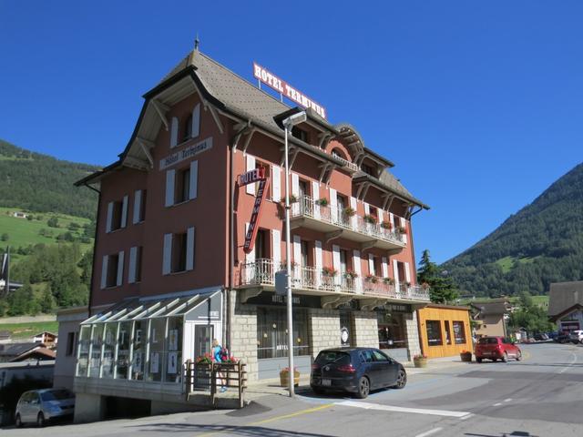 mit dem Auto fuhren wir danach zum Hôtel Terminus in Orsières